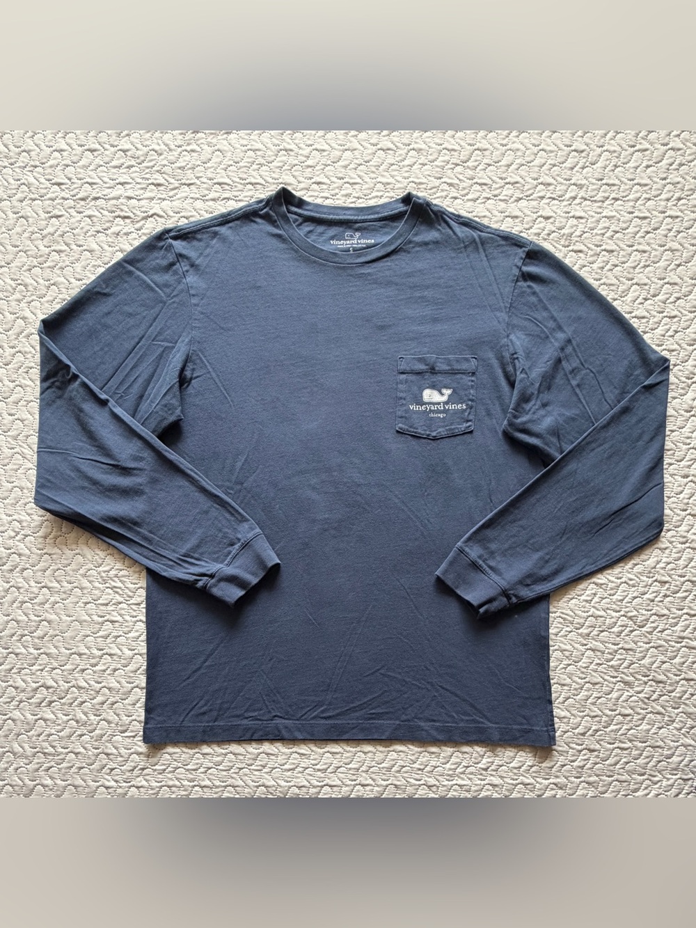 Vineyard Vines Chicago Men’s Small Blue Long Sleeve Pocket T-Shirt Whale Logo